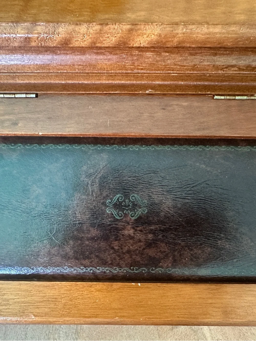 Vintage Montgomery Ward Faux Leather Wood Slant Top Jewelry Box Desk Valet